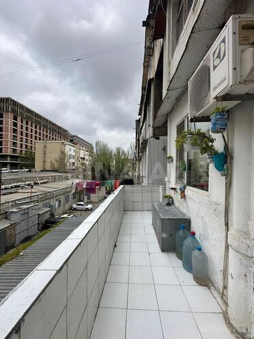 Продаётся 4-комн. вторичка 110 м², м. Низами, photo 18 from 28