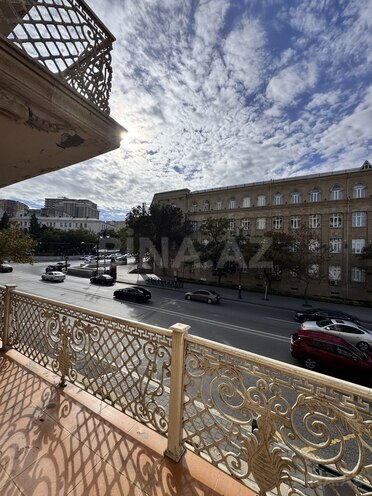 Satılır 3 otaqlı köhnə tikili 70 m², Nizami m., photo 10 from 14