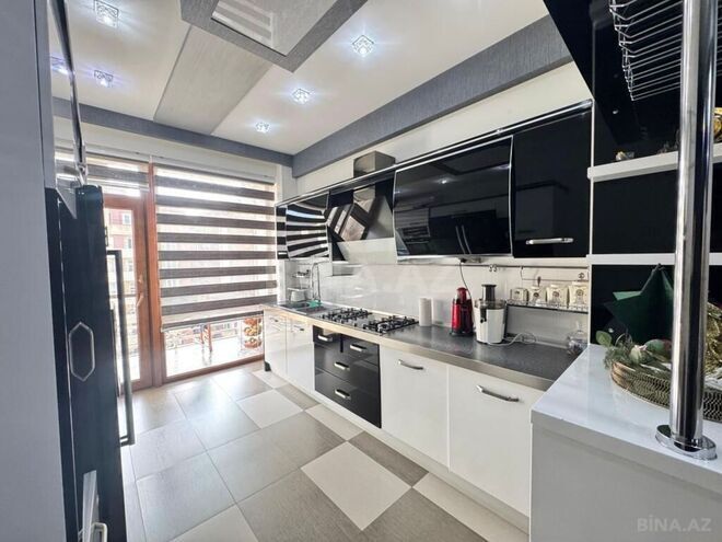 İcarəyə verilir 4 otaqlı yeni tikili 210 m², 28 May m., photo 25 from 30