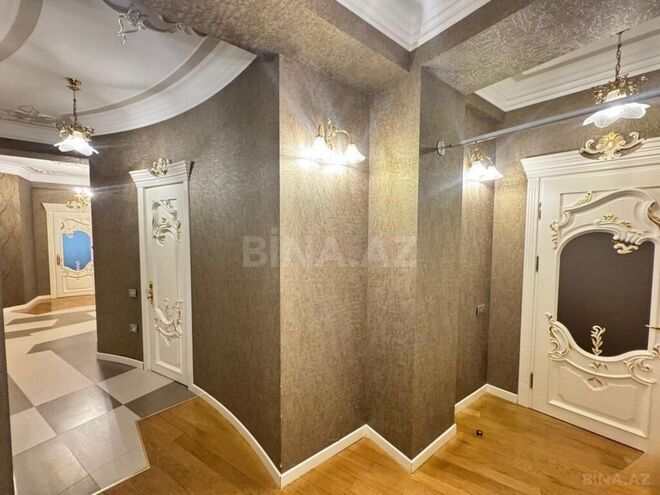 İcarəyə verilir 4 otaqlı yeni tikili 210 m², 28 May m., photo 26 from 30