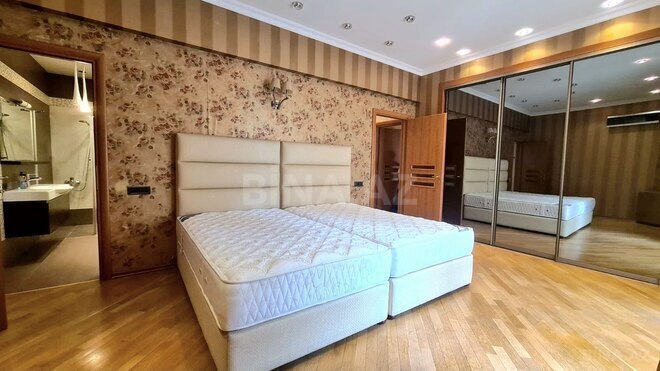 Сдаётся 3-комн. новостройка 185 м², м. 28 мая, photo 17 from 24