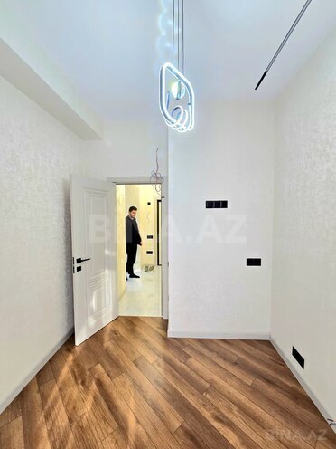 Продаётся 3-комн. новостройка 63 м², м. Кара Караев, photo 7 from 13