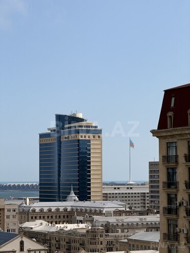 Satılır 4 otaqlı yeni tikili 170 m², 28 May m., photo 23 from 32