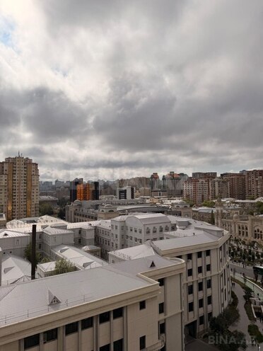 Satılır 4 otaqlı yeni tikili 170 m², 28 May m., photo 28 from 31