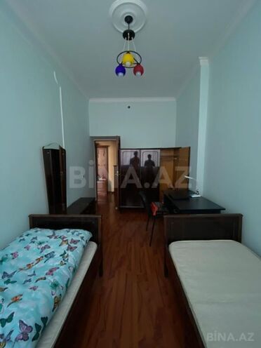 Сдаётся 3-комн. вторичка 90 м², Насиминский  р., photo 4 from 8
