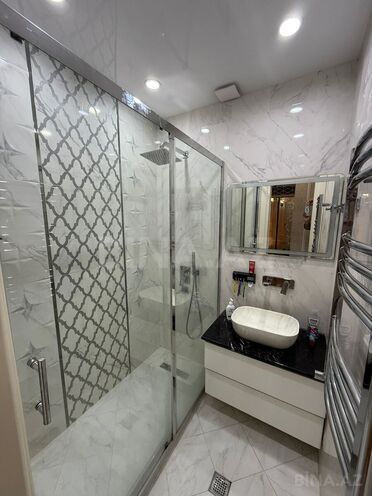 Продаётся 2-комн. вторичка 68 м², м. Нариман Нариманов, photo 7 from 17