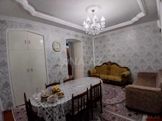 Продаётся 2-комн. вторичка 35 м², м. Нариман Нариманов, photo 1 from 14