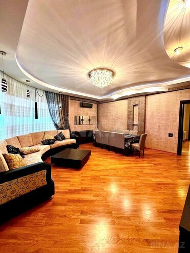 Satılır 3 otaqlı yeni tikili 150.5 m², İnşaatçılar m., photo 1 from 22