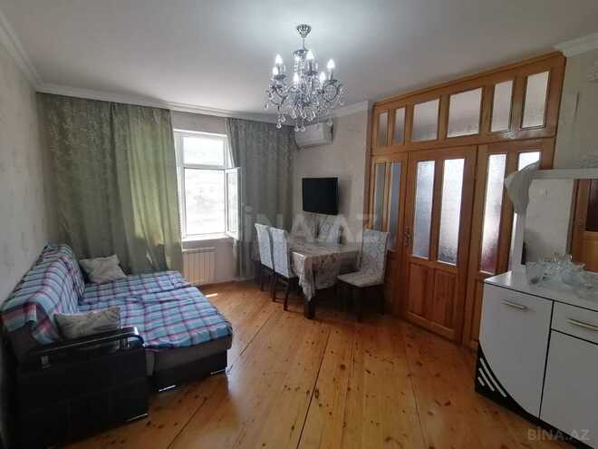 Satılır 2 otaqlı köhnə tikili 55 m², Badamdar q., photo 3 from 12