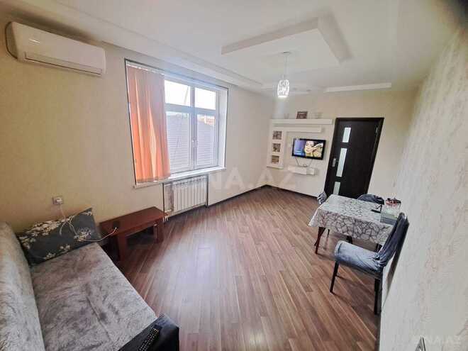 Сдаётся 2-комн. вторичка 50 м², пос. Бакиханова, photo 1 from 13
