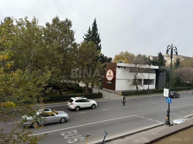 Satılır 5 otaqlı köhnə tikili 170 m², Nərimanov r., photo 18 from 24
