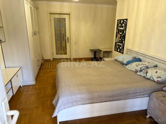 Satılır 5 otaqlı köhnə tikili 170 m², Nərimanov r., photo 11 from 24