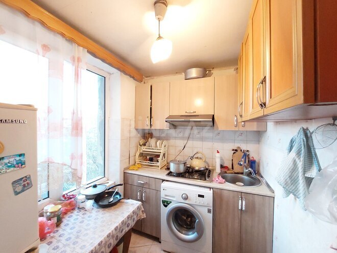 Продаётся 3-комн. вторичка 65 м², м. Нефтчиляр, photo 10 from 13