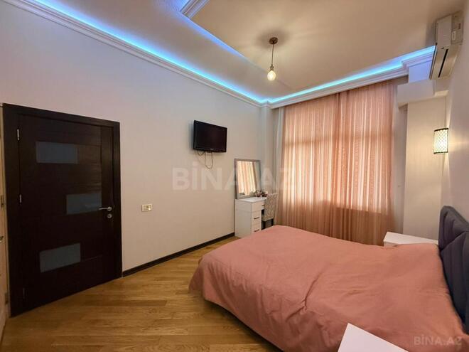 Продаётся 3-комн. новостройка 180 м², м. Низами, photo 7 from 20