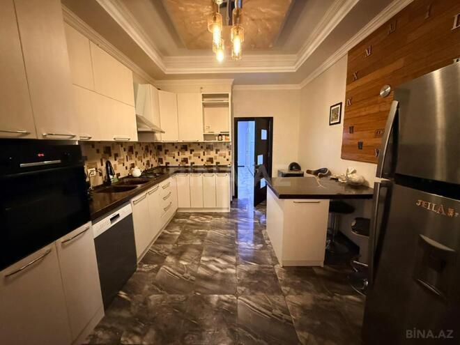 Продаётся 3-комн. новостройка 180 м², м. Низами, photo 16 from 20