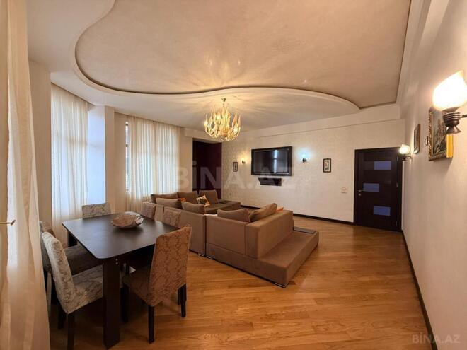 Продаётся 3-комн. новостройка 180 м², м. Низами, photo 4 from 20