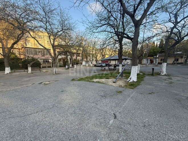 Satılır 4 otaqlı köhnə tikili 95 m², Nizami m., photo 11 from 13