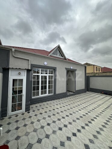 Satılır 4 otaqlı həyət evi/bağ evi 110 m², Zabrat q., photo 1 from 16