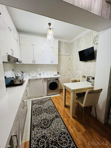 Satılır 3 otaqlı köhnə tikili 92 m², Nəsimi m., photo 3 from 25