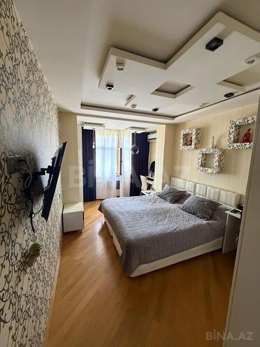 Satılır 3 otaqlı köhnə tikili 85 m², Nəsimi m., photo 1 from 12