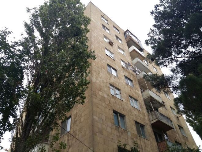 Сдаётся 2-комн. вторичка 60 м², м. Ази Асланов, photo 1 from 18
