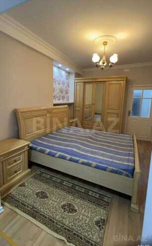Сдаётся 2-комн. вторичка 65 м², м. Иншаатчылар, photo 1 from 8