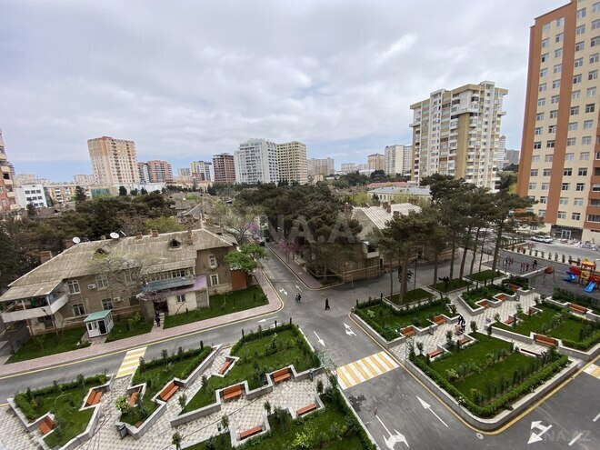 Продаётся 2-комн. новостройка 70 м², м. Кара Караев, photo 3 from 13
