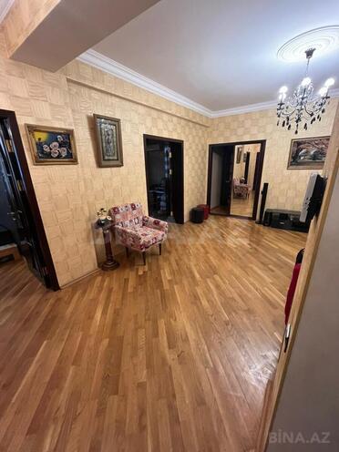Продаётся 3-комн. новостройка 135 м², м. Кара Караев, photo 3 from 16