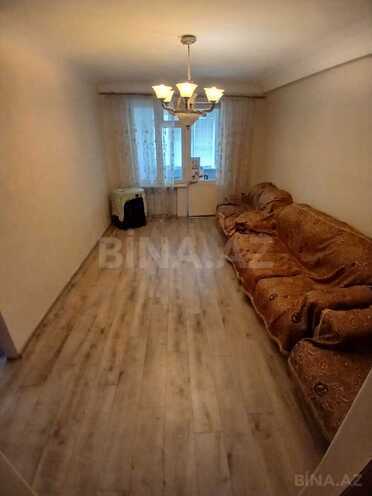 Продаётся 3-комн. вторичка 65 м², м. Нефтчиляр, photo 4 from 9