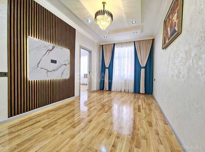 Продаётся 3-комн. новостройка 74 м², м. Кара Караев, photo 1 from 14