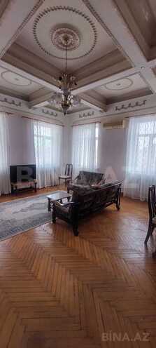 Сдаётся 2-комн. вторичка 70 м², м. Сахил, photo 1 from 12