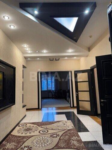 Сдаётся 3-комн. вторичка 160 м², Насиминский  р., photo 14 from 15