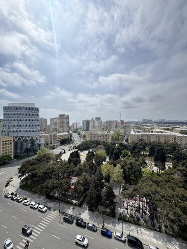 Продаётся 3-комн. новостройка 106 м², м. Элмляр Академиясы, photo 9 from 25