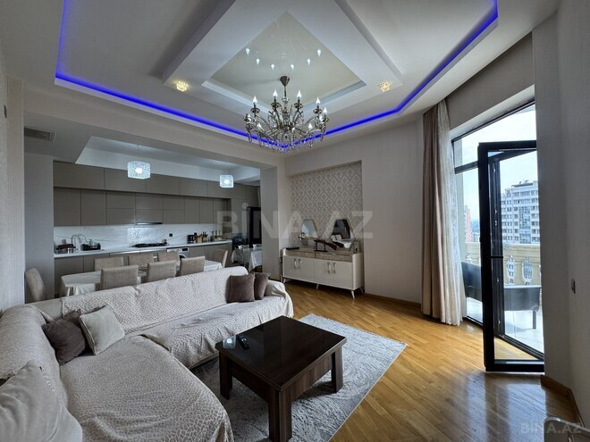 Продаётся 3-комн. новостройка 106 м², м. Элмляр Академиясы, photo 15 from 25
