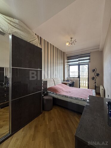 Продаётся 3-комн. новостройка 106 м², м. Элмляр Академиясы, photo 21 from 25