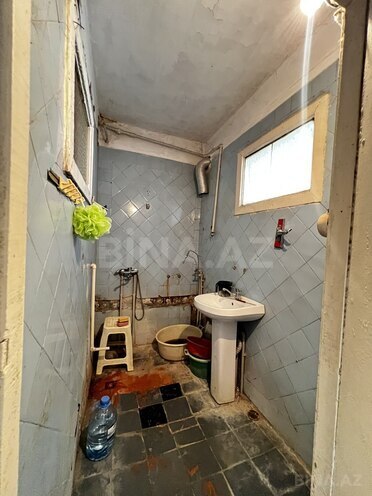 Satılır 3 otaqlı köhnə tikili 85 m², Qara Qarayev m., photo 17 from 19