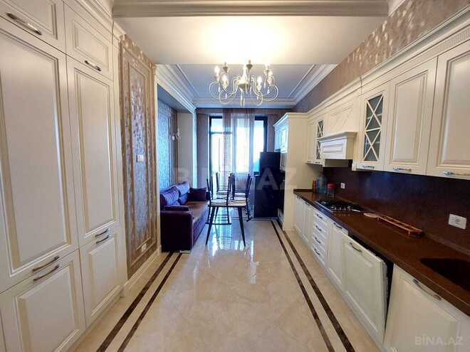 Сдаётся 3-комн. новостройка 160 м², м. Нариман Нариманов, photo 1 from 16