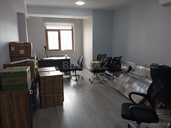 Сдаётся 1-комн. офис 30 м², м. Нариман Нариманов, photo 1 from 8
