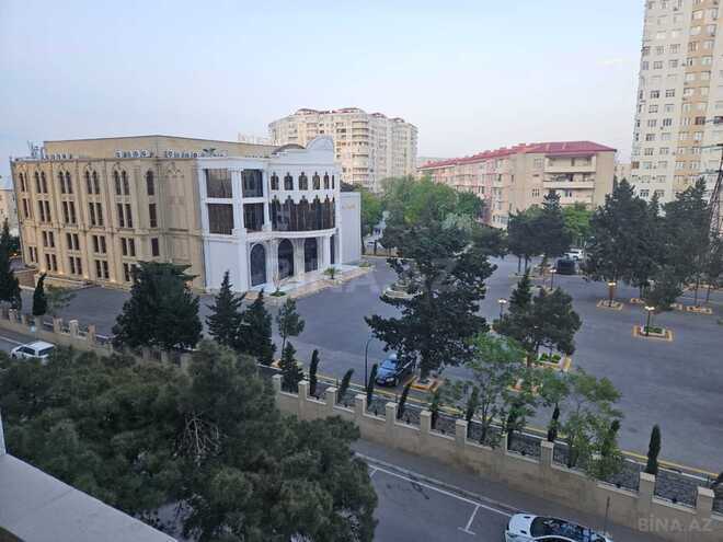 Продаётся 3-комн. новостройка 95 м², м. Кара Караев, photo 10 from 11