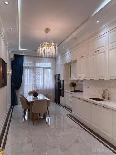 Продаётся 4-комн. новостройка 200 м², м. Низами, photo 21 from 29