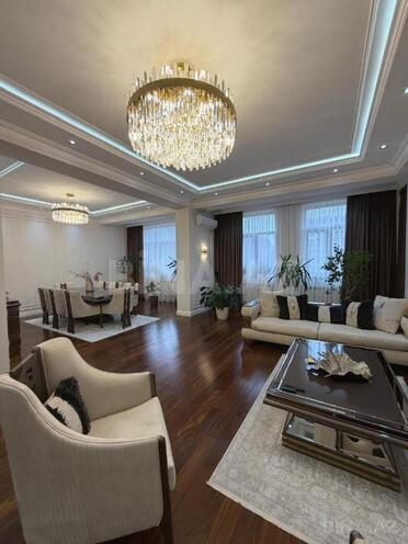 Продаётся 4-комн. новостройка 200 м², м. Низами, photo 3 from 29
