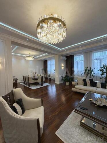 Продаётся 4-комн. новостройка 200 м², м. Низами, photo 7 from 29