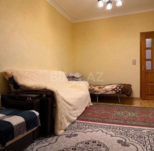 Satılır 2 otaqlı köhnə tikili 70 m², İnşaatçılar m., photo 3 from 16