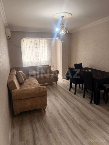Сдаётся 2-комн. вторичка 60 м², м. Нефтчиляр, photo 1 from 10