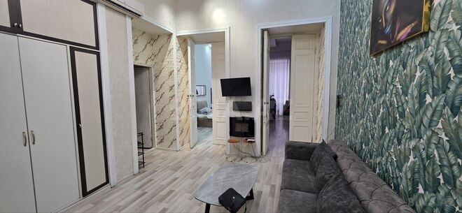 Продаётся 3-комн. вторичка 72 м², м. Сахил, photo 8 from 11