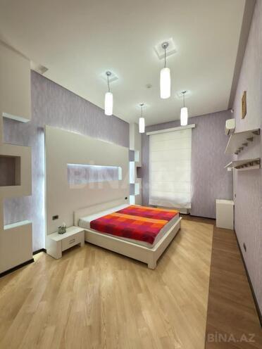 Satılır 3 otaqlı köhnə tikili 180 m², Sahil m., photo 5 from 23