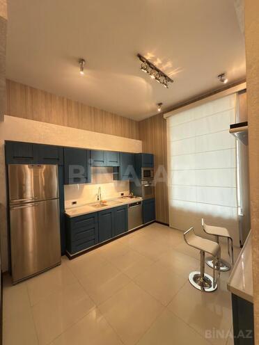 Satılır 3 otaqlı köhnə tikili 180 m², Sahil m., photo 15 from 23