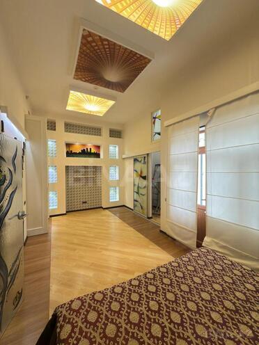 Satılır 3 otaqlı köhnə tikili 180 m², Sahil m., photo 9 from 23