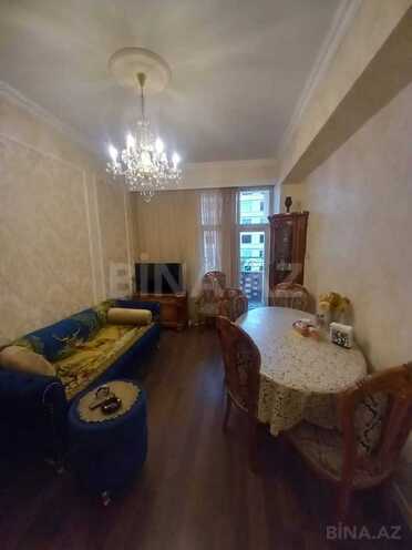 Продаётся 2-комн. новостройка 58 м², м. Элмляр Академиясы, photo 3 from 9