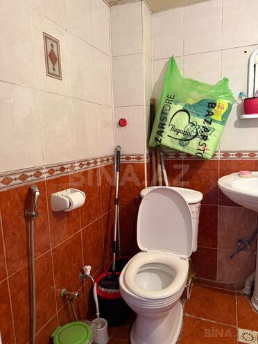 Satılır 2 otaqlı köhnə tikili 55 m², Qara Qarayev m., photo 10 from 20